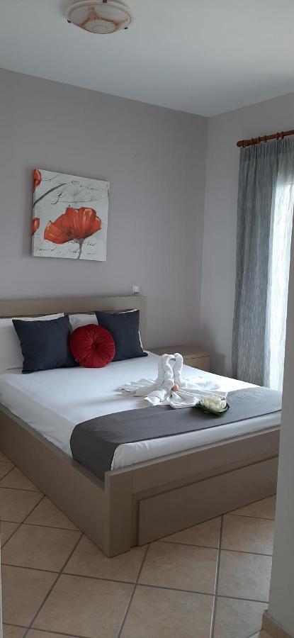 Blue Bay Apartments Sívota المظهر الخارجي الصورة
