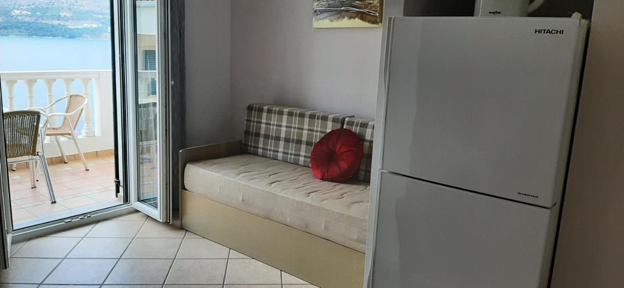 Blue Bay Apartments Sívota المظهر الخارجي الصورة
