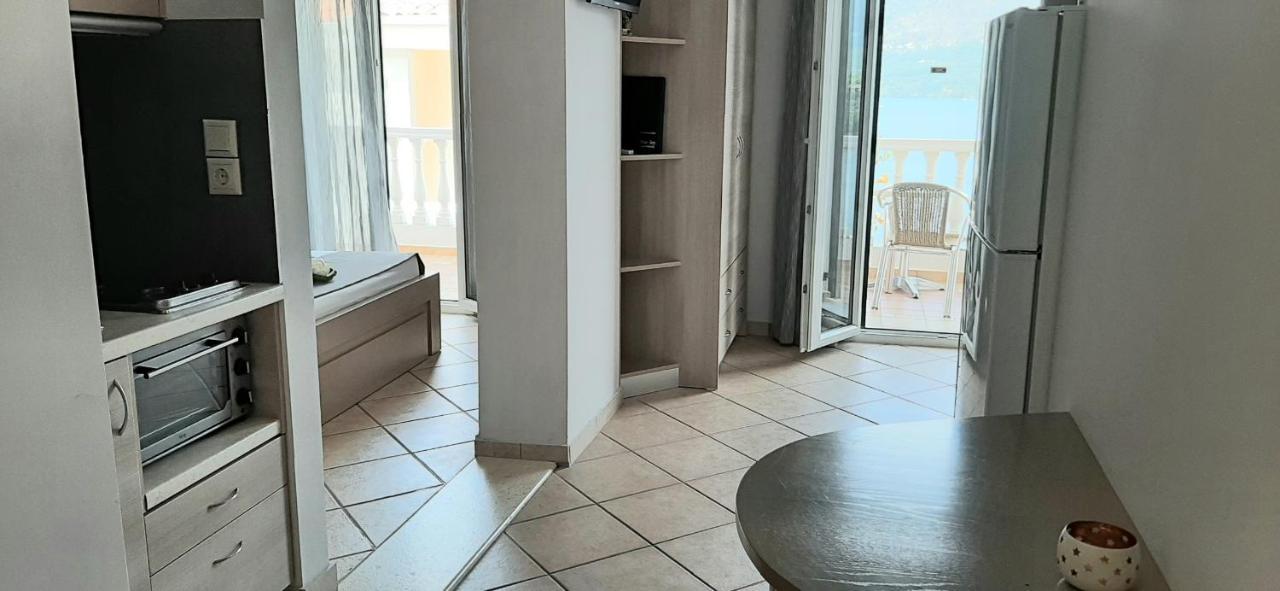 Blue Bay Apartments Sívota المظهر الخارجي الصورة