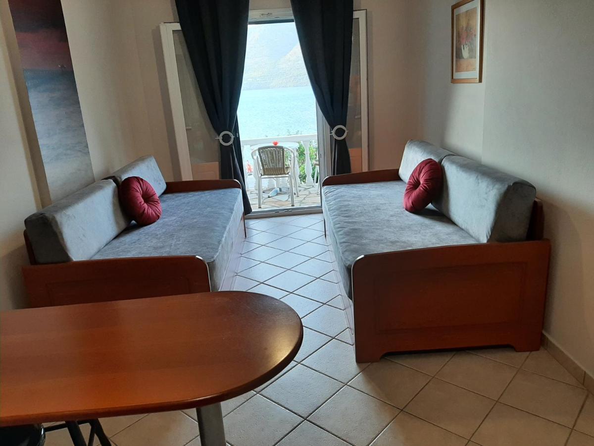 Blue Bay Apartments Sívota المظهر الخارجي الصورة