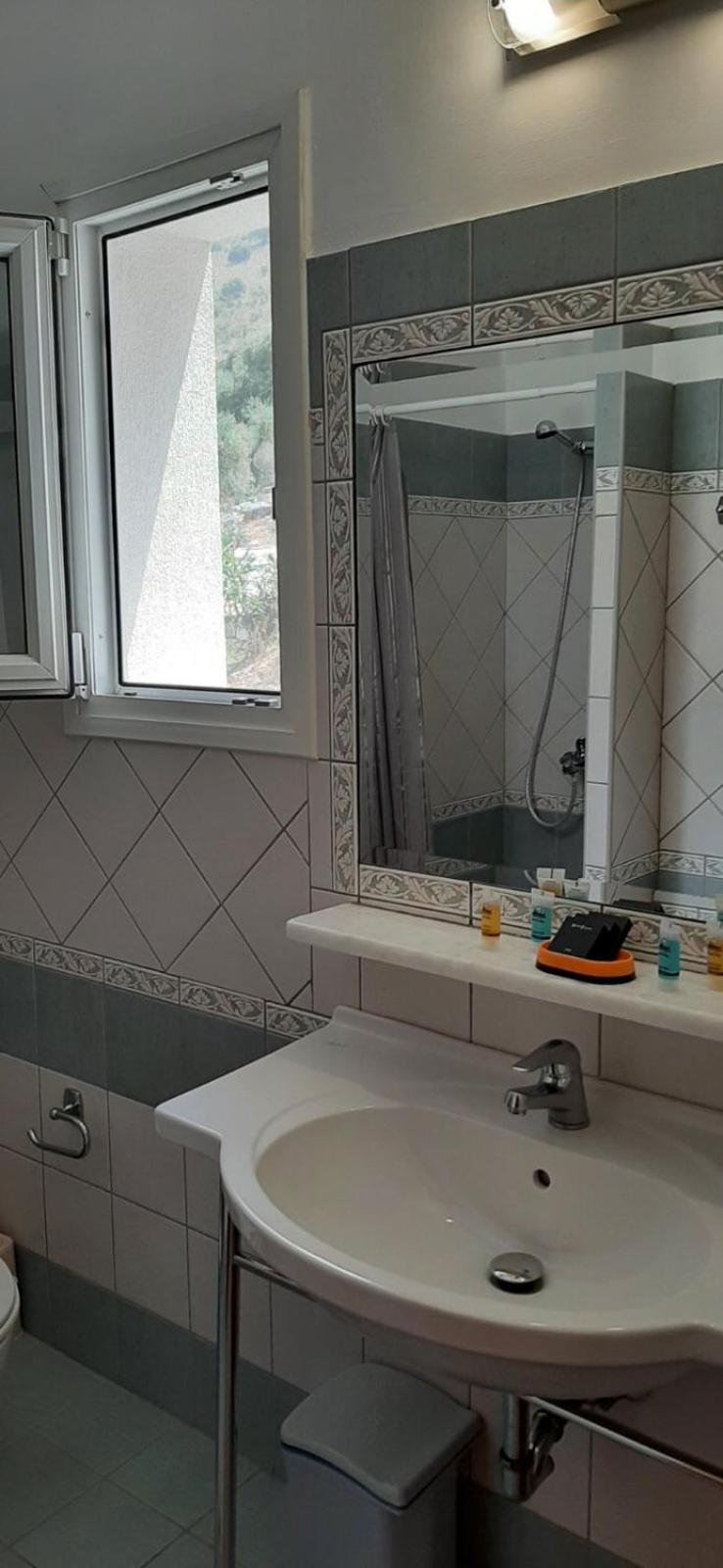 Blue Bay Apartments Sívota المظهر الخارجي الصورة