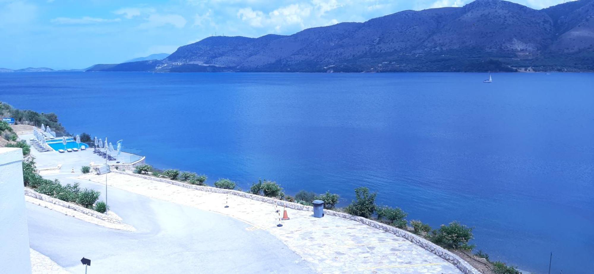 Blue Bay Apartments Sívota الغرفة الصورة